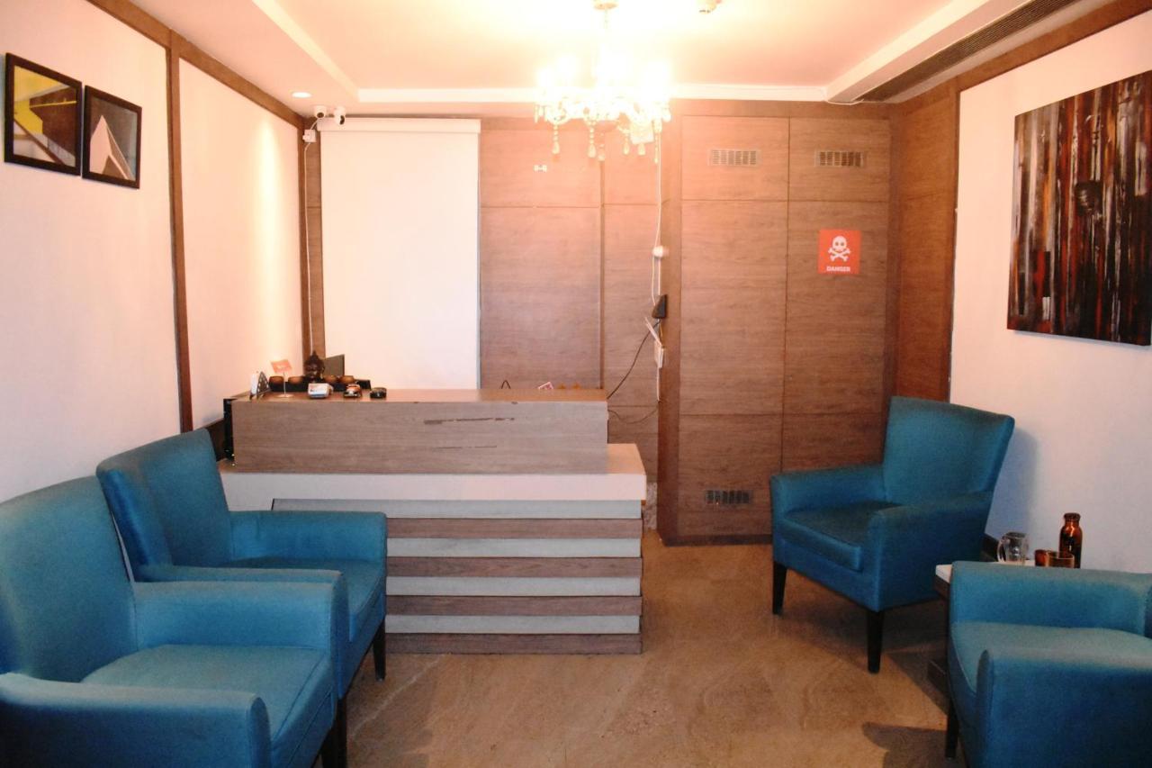 Lemonwood Suites By F9 Hotels - Trivoli Garden Chhatarpur Нью-Делі Екстер'єр фото