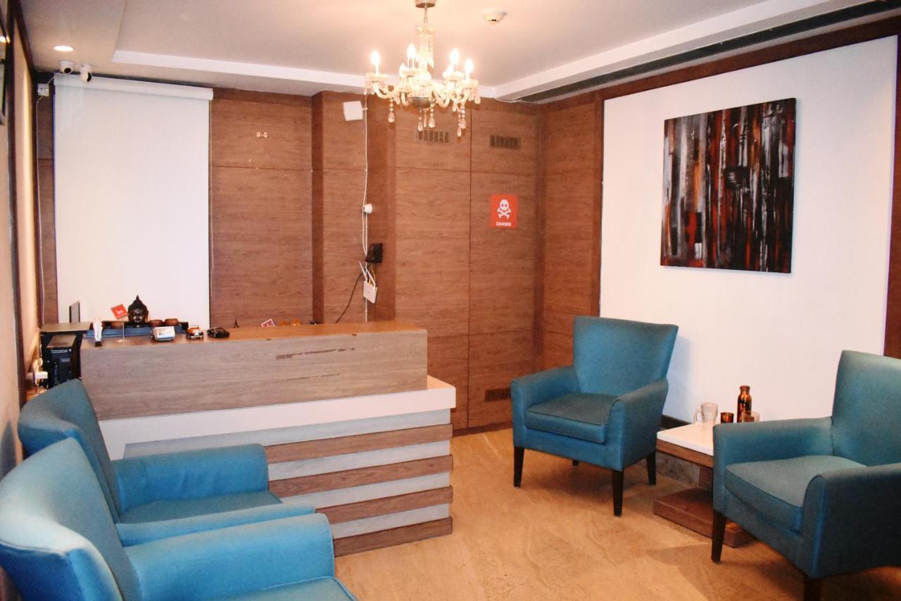Lemonwood Suites By F9 Hotels - Trivoli Garden Chhatarpur Нью-Делі Екстер'єр фото