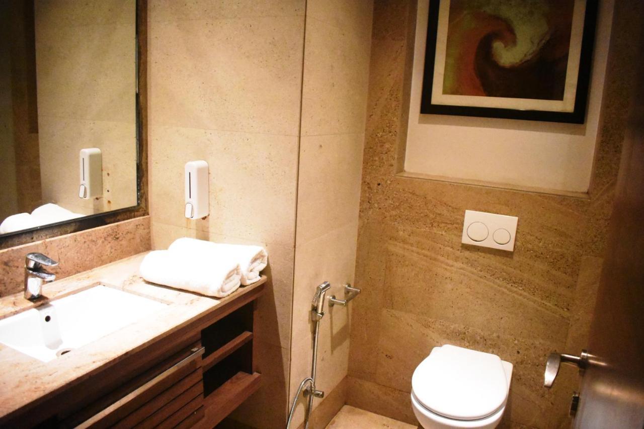Lemonwood Suites By F9 Hotels - Trivoli Garden Chhatarpur Нью-Делі Екстер'єр фото